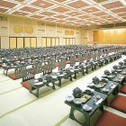 瑞泉の間
和心を伝える料亭風宴席・・・。美味美酒に心染まる麗しき歓談の一時を満喫できます。