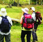 【軽登山】気候も良く、「本格登山」まで行かなくともハイキング感覚で楽しむことができます。高原を出発点に①『横岳~大川入山(1908m)』②『馬の背~蛇峠山(1664m)』の2コースがあります。