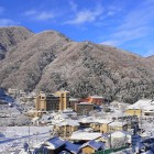 冬の昼神温泉郷 全景
